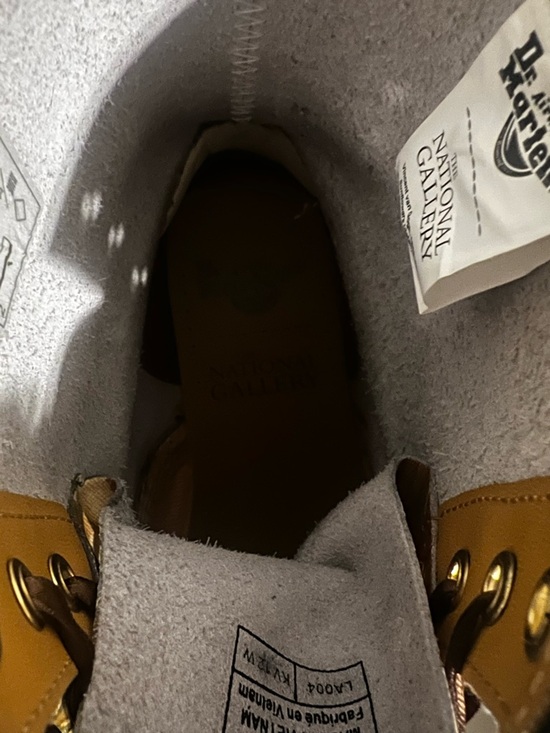 Dr. Martens Tan Leather Lace-Up Boots with Gold Hardware - Picture 5 of 10